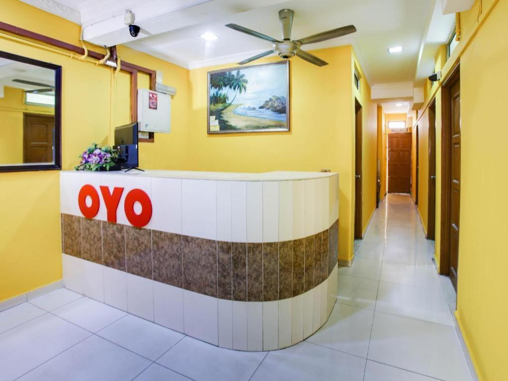 נילאי Oyo 89406 Lucky Budget Hotel מראה חיצוני תמונה