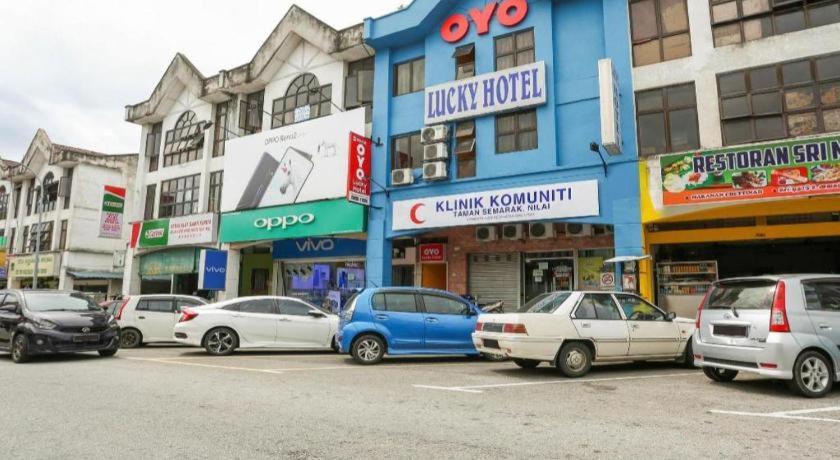 נילאי Oyo 89406 Lucky Budget Hotel מראה חיצוני תמונה